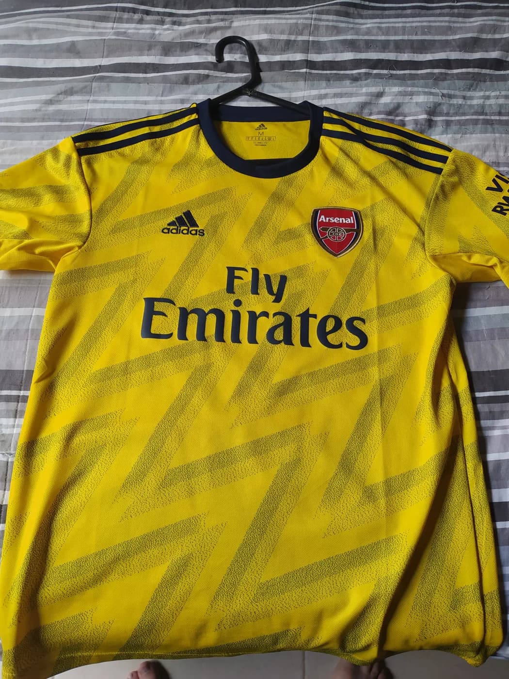Arsenal FC Third front view football shirt