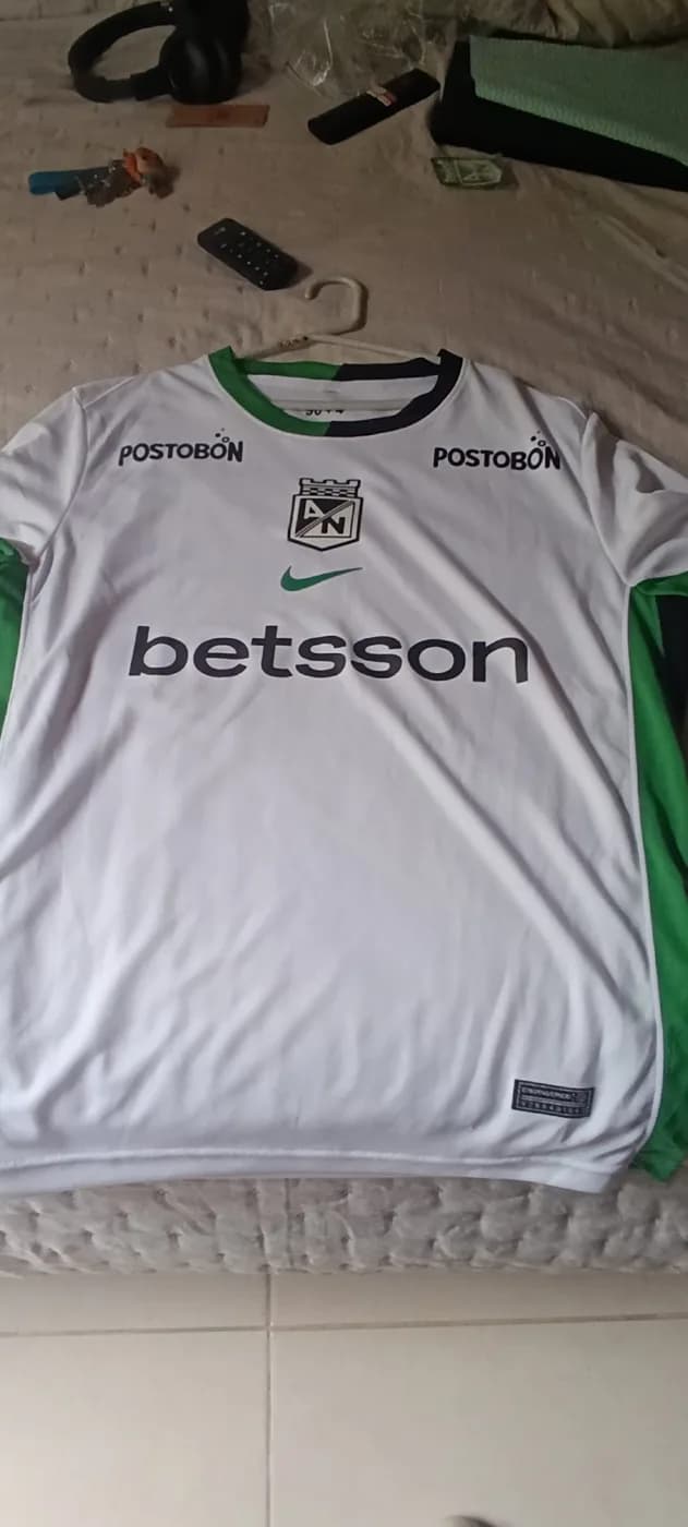 Atlético Nacional Away front view football shirt