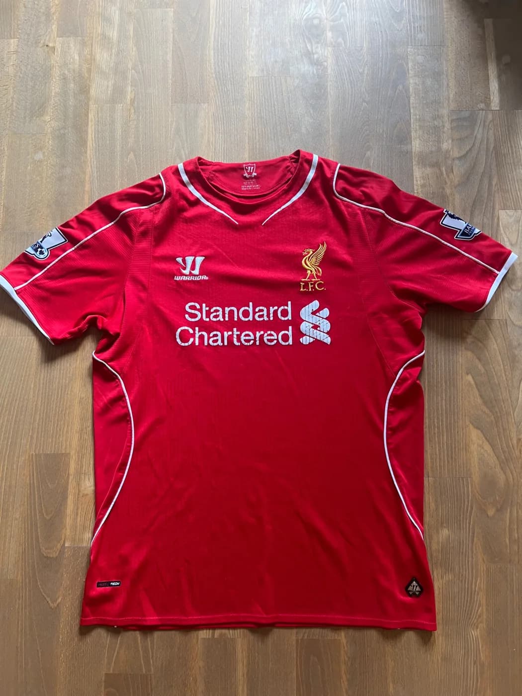 Liverpool FC 2014/2015 Home front view football shirt