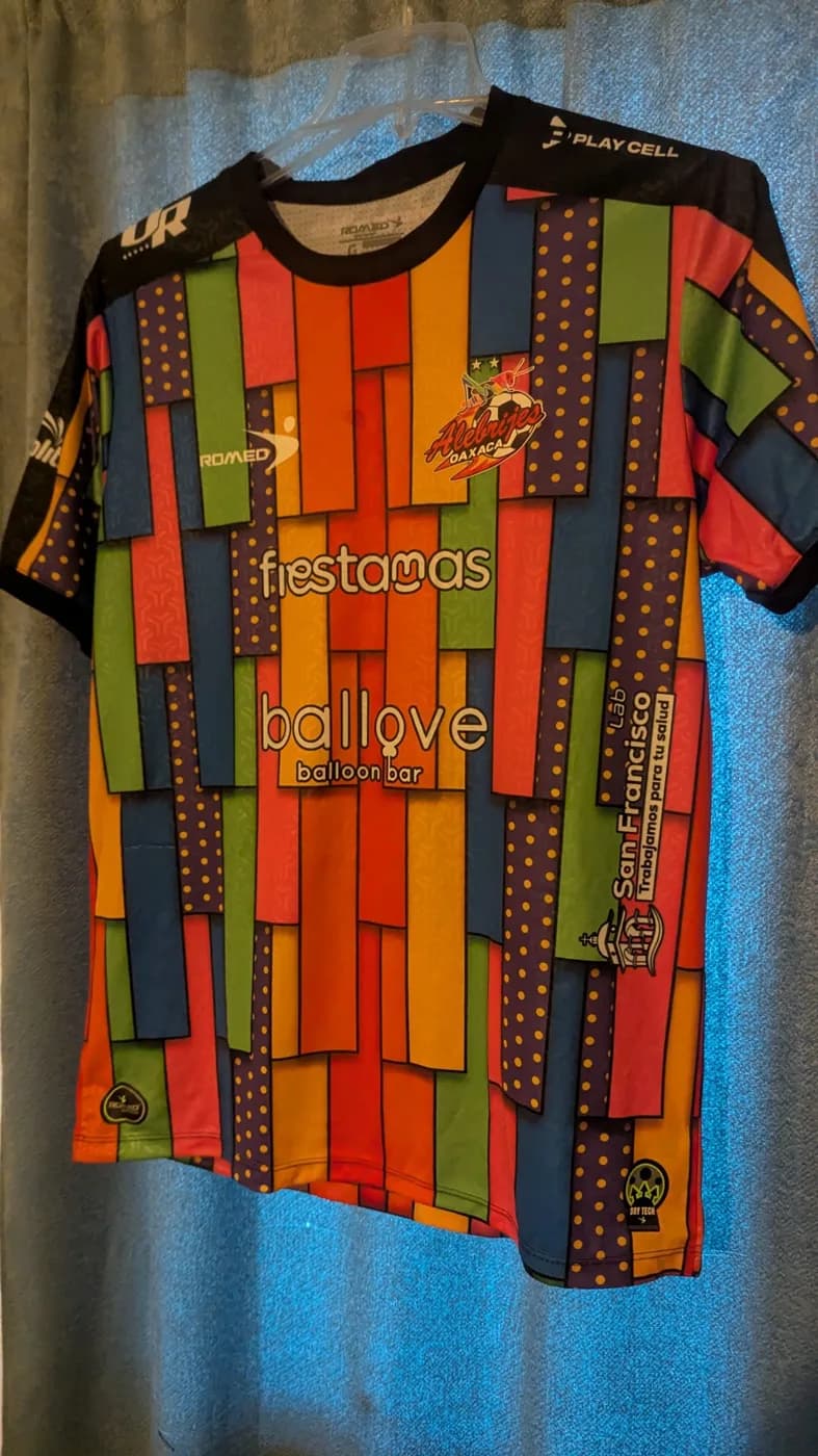 Alebrijes de Oaxaca 2025/2026 Home front view football shirt