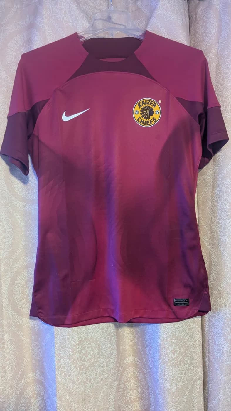 Kaizer Chiefs FC 2022/2023 Goalkeeper front view football shirt