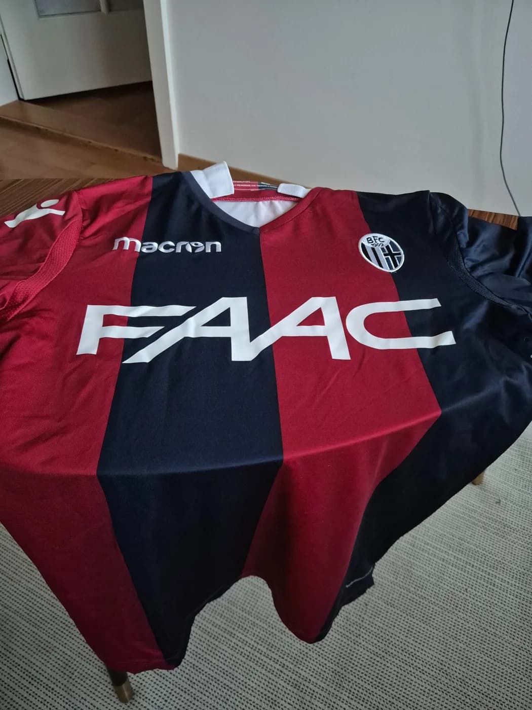 Bologna FC 2017/2018 Home front view football shirt