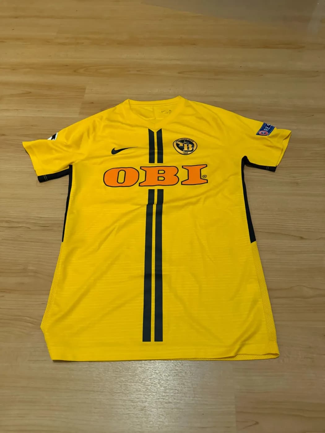 BSC Young Boys 2018/2019 Home front view football shirt