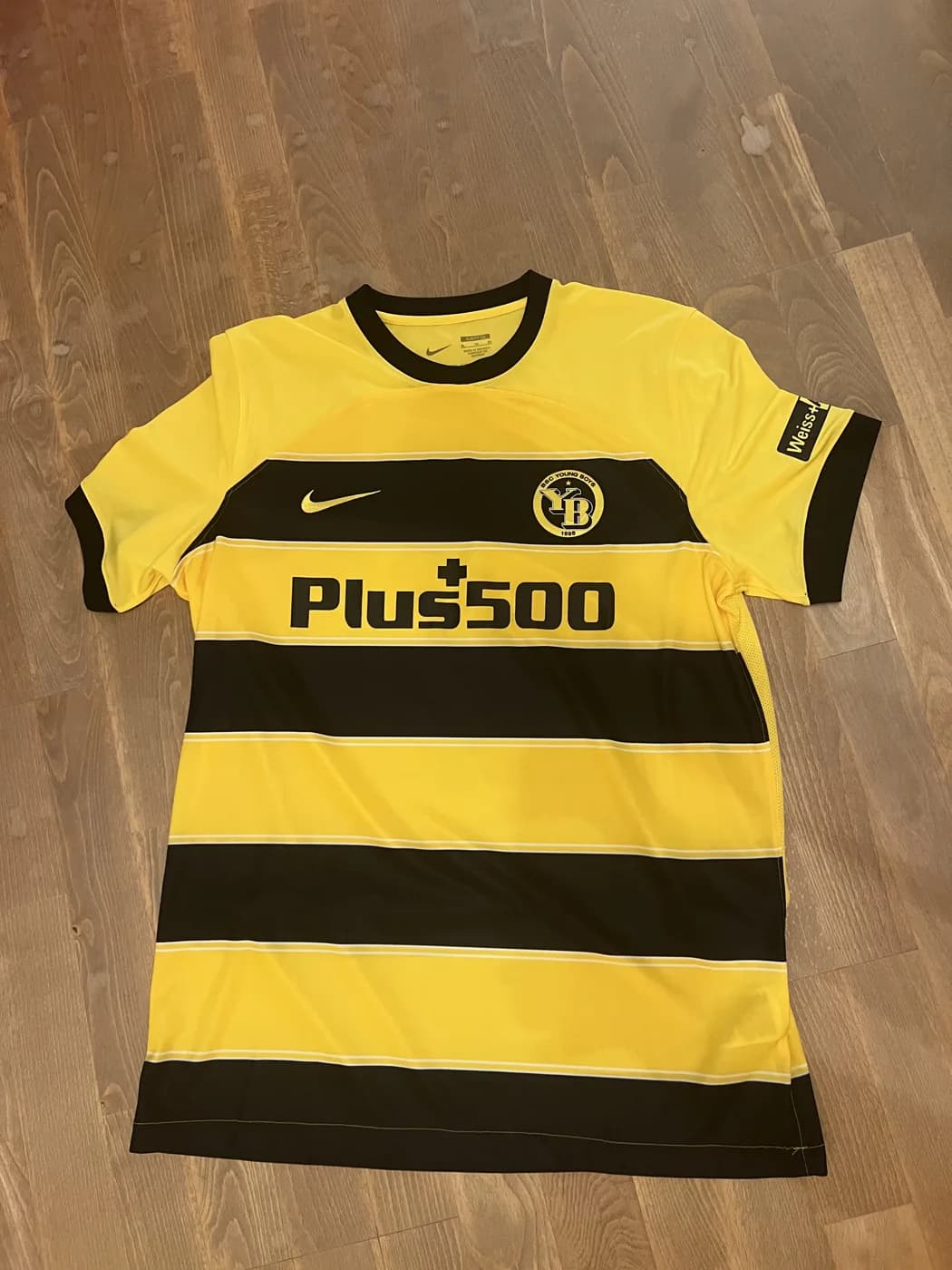 BSC Young Boys 2023/2024 Aurèle Amenda Home front view football shirt