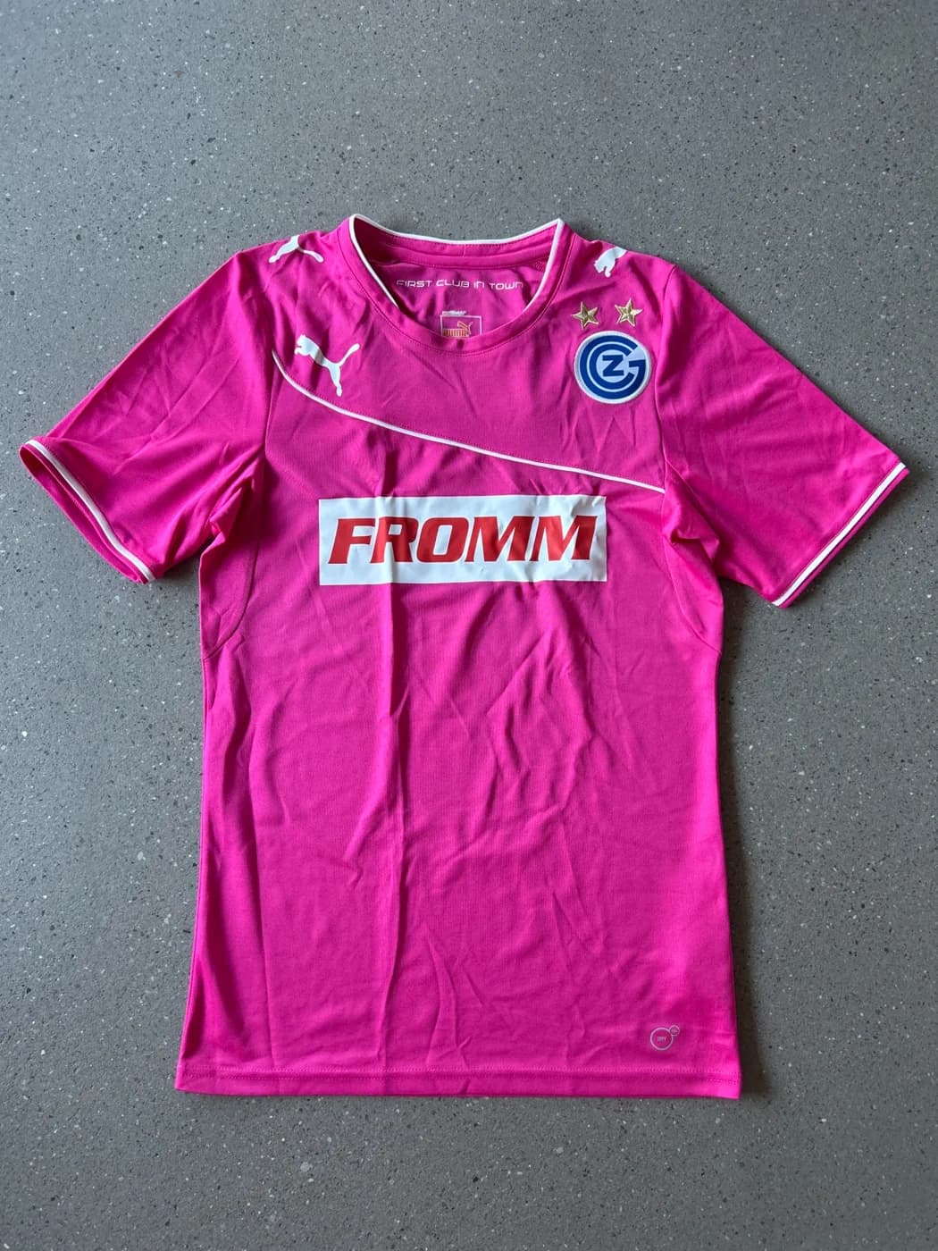 Grasshopper Club Zürich Bürki Goalkeeper front view football shirt